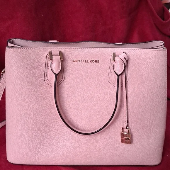 Michael Kors Soft Pink Pebble Leather Satchel/Crossbody Bag. EC - Picture 1 of 15